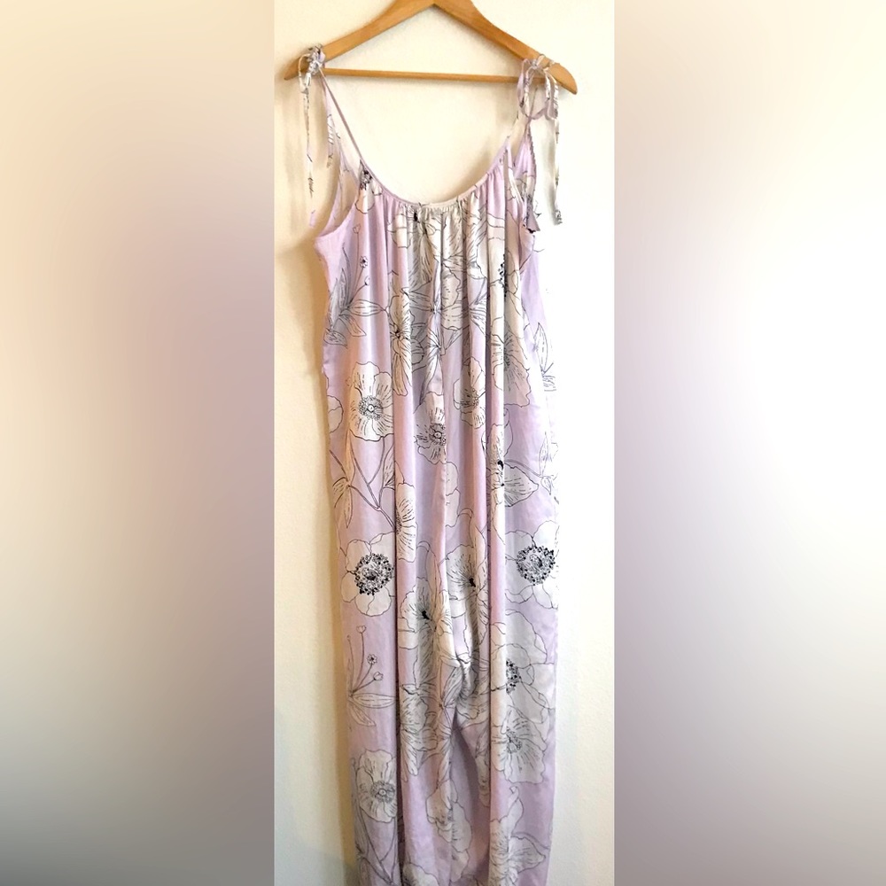 Victoria's Secret Lavender Purple Floral Satin Jumpsuit Size L Large
